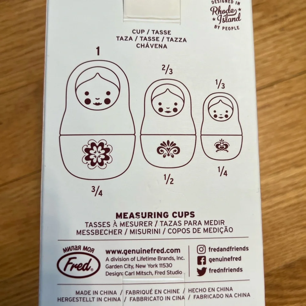 Fred measuring cup set dolls nesting new